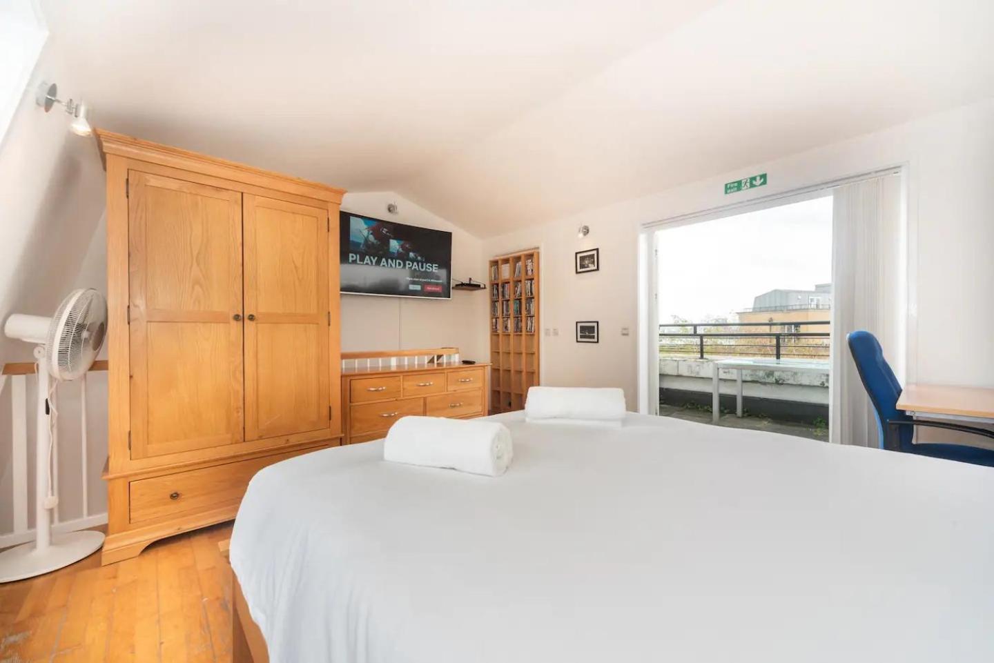 Sunny Maisonette With Views Over Canary Wharf, Londýn Exteriér fotografie