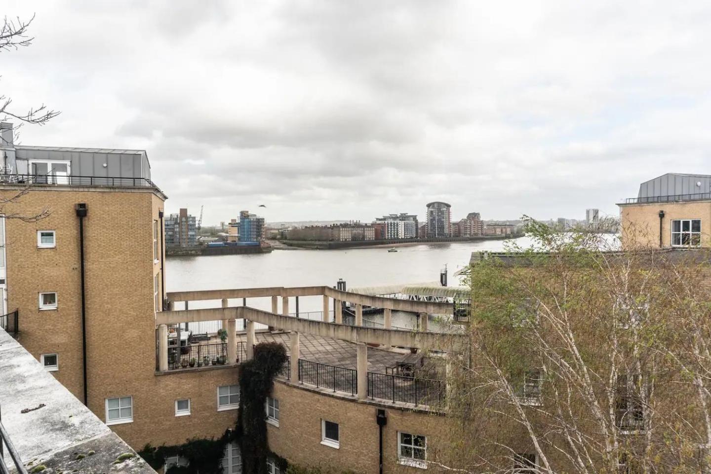Sunny Maisonette With Views Over Canary Wharf, Londýn Exteriér fotografie